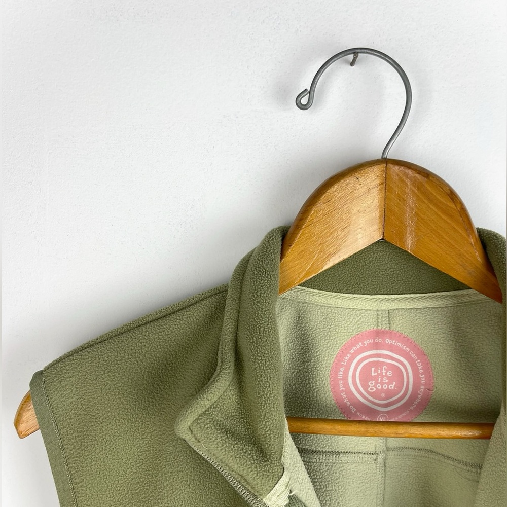 Life Is Good full zip vest